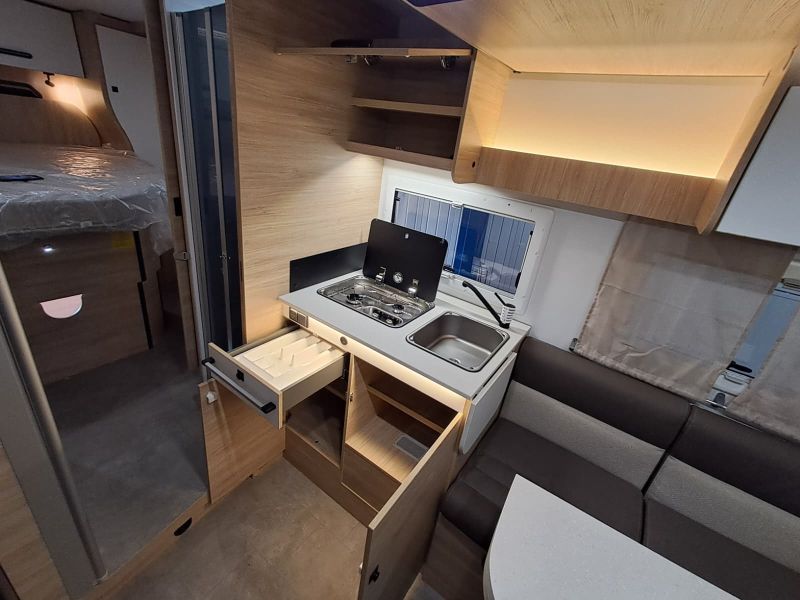 En venta Challenger Challenger Fiat Ducato 318 Ultimate Edition Automatic Blanco 2026 Barcelona foto 15