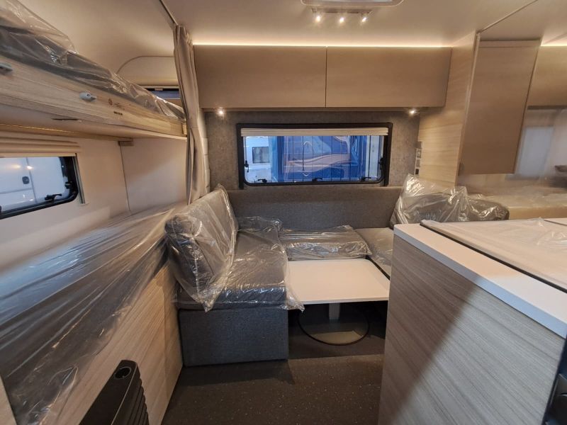 En venta Adria Adria Altea 472 PK Promo L'Alba Blanco 2025 Barcelona foto 5