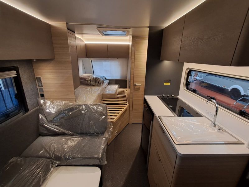 En venta Adria Adria Altea 472 PK Promo L'Alba Blanco 2025 Barcelona foto 7