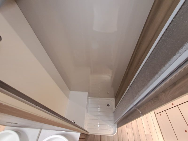 En venta Roller Team Roller Team Ford Kronos 279 M Selekt 165 CV Open Air 2026 Blanco 2026 Barcelona foto 20