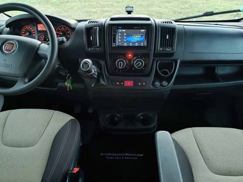 En venta McLouis Glamys 40 Blanco 2017 Barcelona foto 6