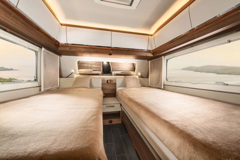 En venta Tabbert Puccini 550 E 2,5 (2022) Blanco 2022 Valencia foto 14