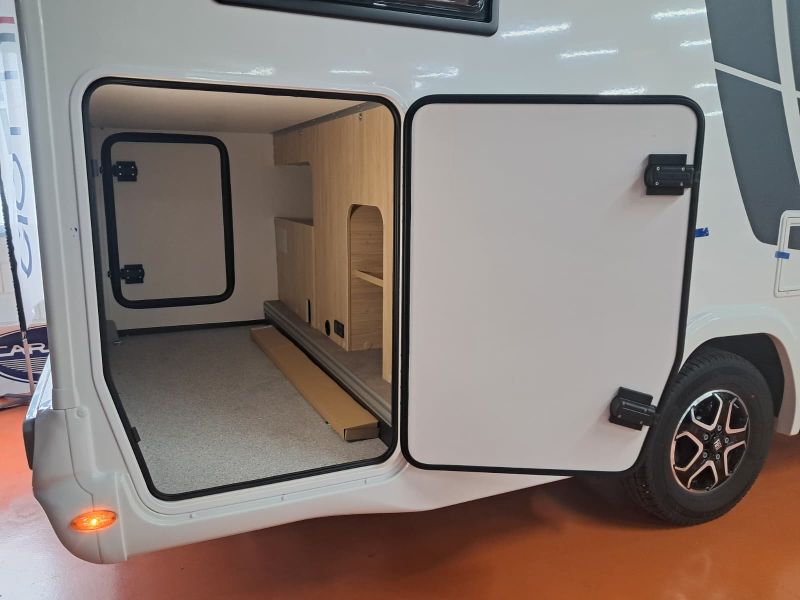 En venta Challenger Challenger Fiat 317 Ultimate Edition Automatic Blanco 2026 Barcelona foto 4