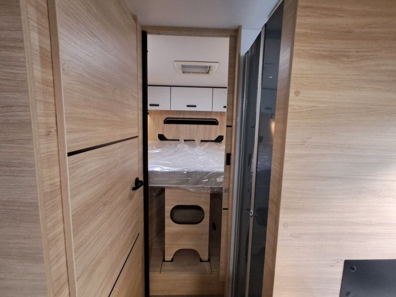 En venta Challenger Challenger Fiat 317 Ultimate Edition Automatic Blanco 2026 Barcelona foto 12