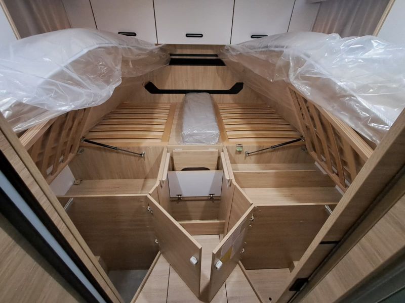 En venta Challenger Challenger Fiat 317 Ultimate Edition Automatic Blanco 2026 Barcelona foto 14