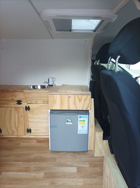 En venta Mercedes-Benz Vito Rojo 2017 Málaga foto 6