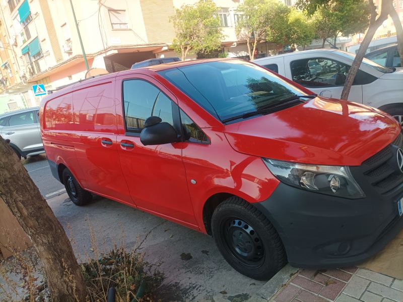 En venta Mercedes-Benz Vito Rojo 2017 Málaga foto 14