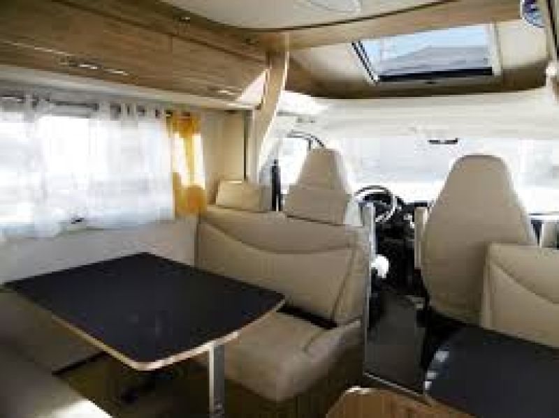 En venta Pilote Essentiel 696 Blanco 2019 Barcelona foto 4