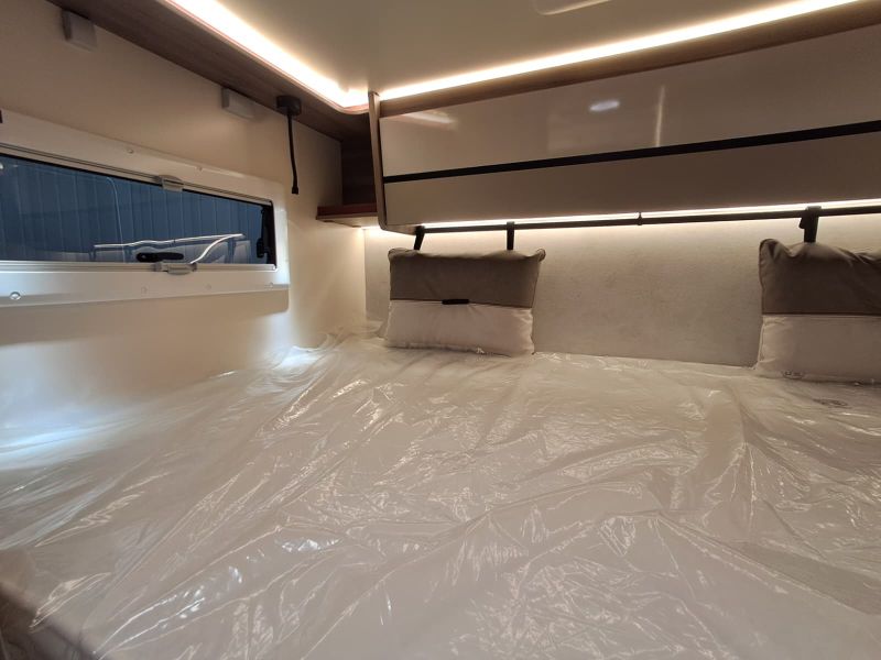 En venta Roller Team Roller Team Ford Kronos Fit 291 TL 165 CV Selekt Open Air Blanco 2026 Barcelona foto 7