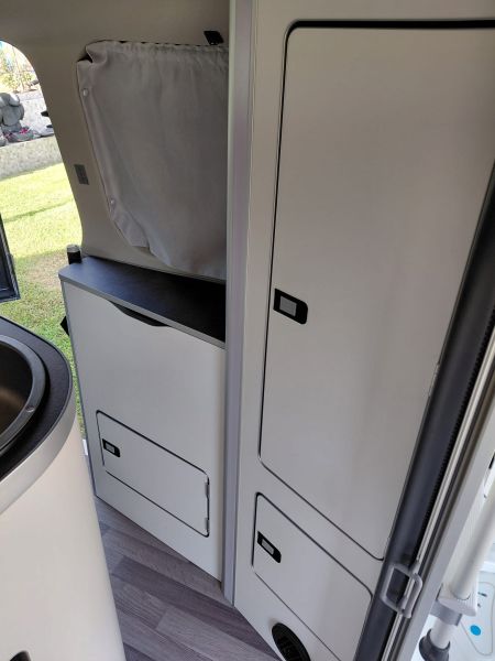 En venta Ford NUGGET PLUS L2 WESTFALIA Negro 2021 Cantabria foto 12