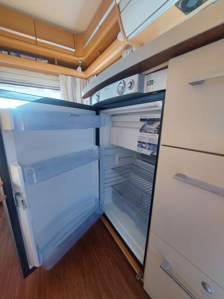 En venta Fendt SAPHIR 410 QK Blanco 2012 Barcelona foto 9