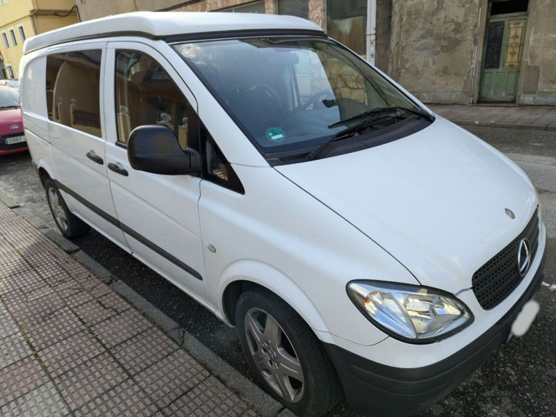 En venta Mercedes-Benz Vito Blanco 2005 Lugo foto 3