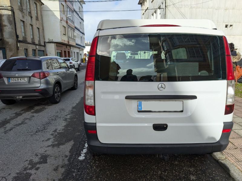En venta Mercedes-Benz Vito Blanco 2005 Lugo foto 12