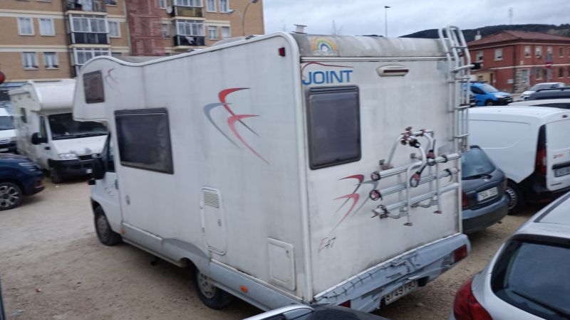 En venta Joint E 74 Blanco 2006 Navarra foto 4