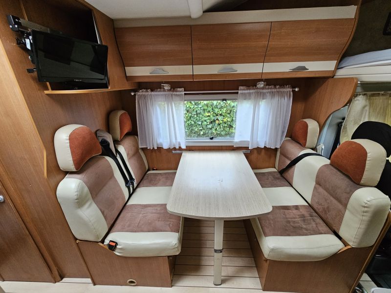 En venta Fiat Ducato Blanco 2010 Madrid foto 2