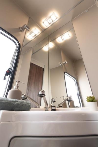 En venta Across PREMIUM 431CDL (750Kg) Blanco 2026 Girona foto 15