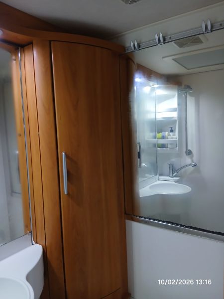 En venta Hymer / Eriba / Hymercar ex562 silverline Gris 2011 Madrid foto 20