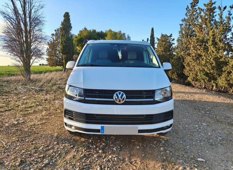 En venta Volkswagen BEACH 150 CV DSG  Blanco 2018 Lleida foto 2