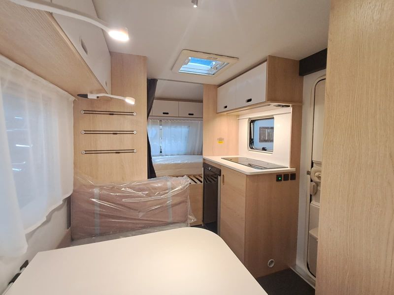 En venta Adria Adria Aviva 400 PS Truma P Move 2026 Blanco 2026 Barcelona foto 11