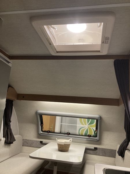 En venta Caretta Uncle Blanco 2024 Toledo foto 11