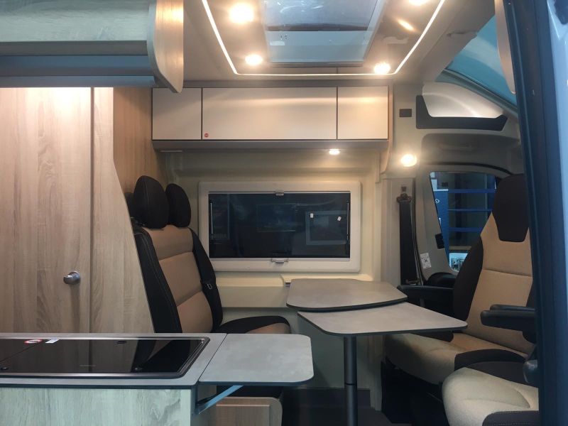 En venta Clever celebration 600 Blanco 2020 A Coruña foto 4