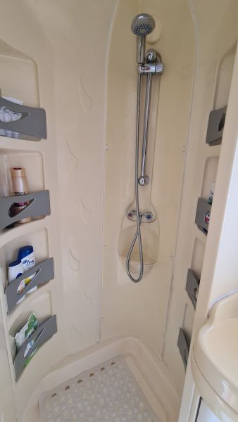 En venta Roller Team Autocaravana Granduca 67 Blanco 2003 Barcelona foto 14