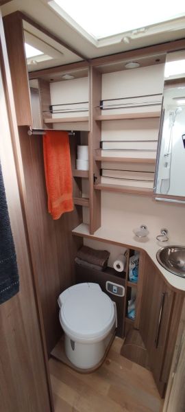 En venta Rapido 890F Blanco 2016 Valencia foto 5