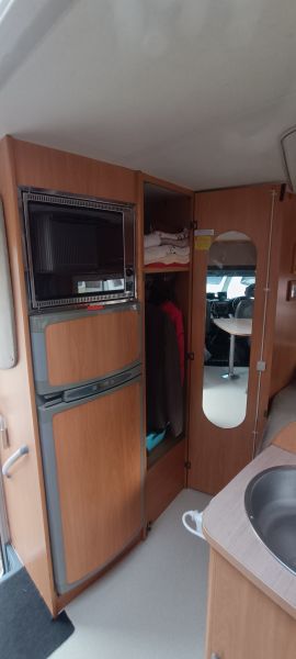 En venta Ford  Chawusson welcom 74  Blanco 2006 Barcelona foto 9