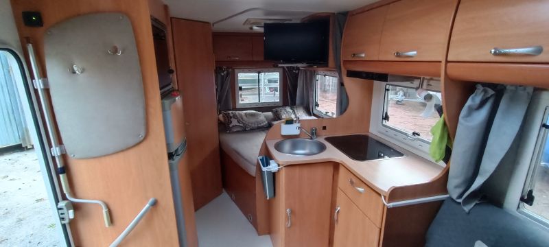 En venta Ford  Chawusson welcom 74  Blanco 2006 Barcelona foto 10