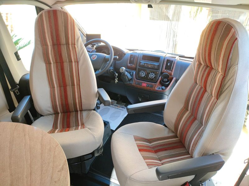 En venta Bürstner IXEO TIME 695 Blanco 2012 Alicante foto 2