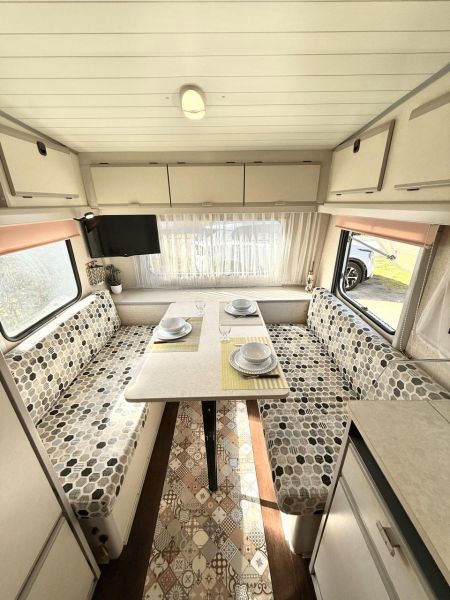 En venta Bürstner Holiday 430 Blanco 1991 Madrid foto 6