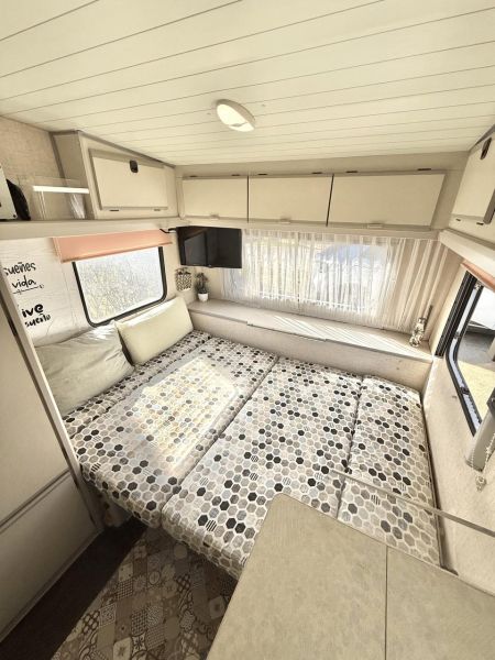 En venta Bürstner Holiday 430 Blanco 1991 Madrid foto 7