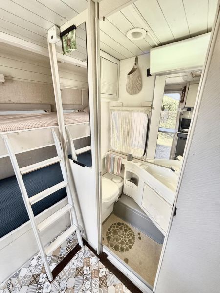 En venta Bürstner Holiday 430 Blanco 1991 Madrid foto 10