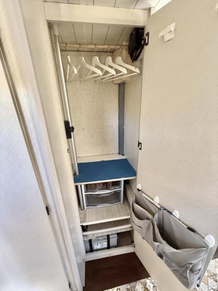 En venta Bürstner Holiday 430 Blanco 1991 Madrid foto 11