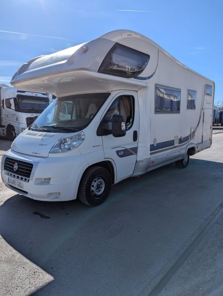 En venta McLouis Tandy 620 Blanco 2010 Barcelona foto 1