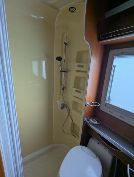 En venta McLouis Tandy 620 Blanco 2010 Barcelona foto 10