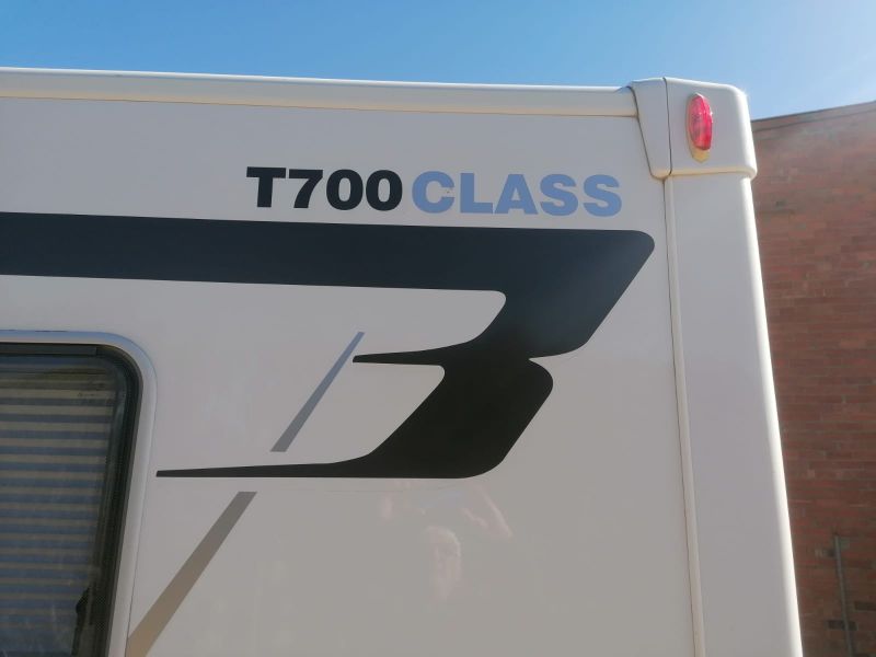 En venta Bavaria-Camp 700 class 2015 Barcelona foto 4