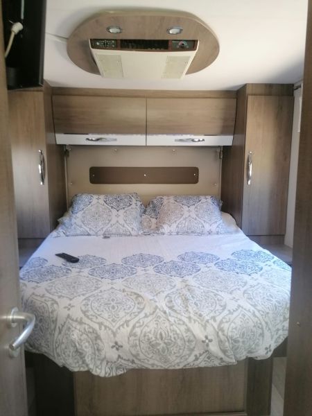 En venta Bavaria-Camp 700 class 2015 Barcelona foto 10