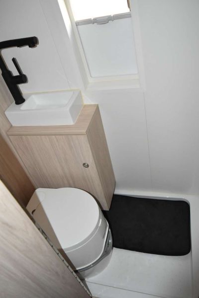 En venta Fiat Ducato  Blanco 2019 Almería foto 5