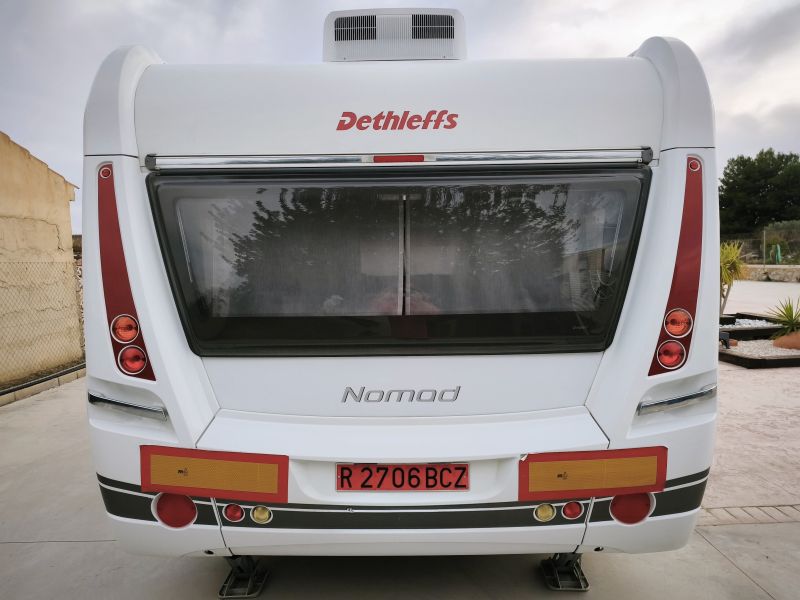 En venta Dethleffs 540 RE NOMAD Gris 2018 Alicante foto 3