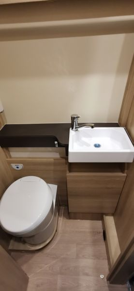 En venta Dreamer Camper Van XL Limited Gris 2022 Guadalajara foto 15