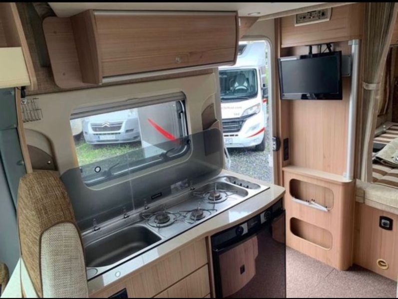 En venta Bürstner Fiat  Blanco 2001 Guadalajara foto 4