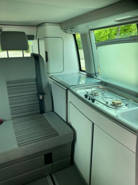 En venta Volkswagen T5 California Blanco 2015 Salamanca foto 3