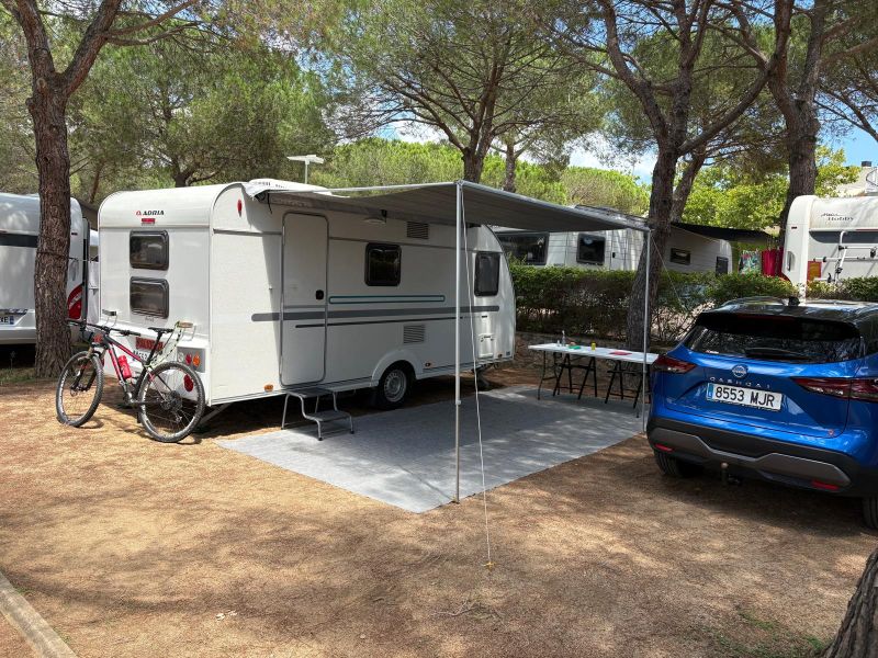 En venta Adria Aviva 472 PK Blanco 2018 Barcelona foto 6