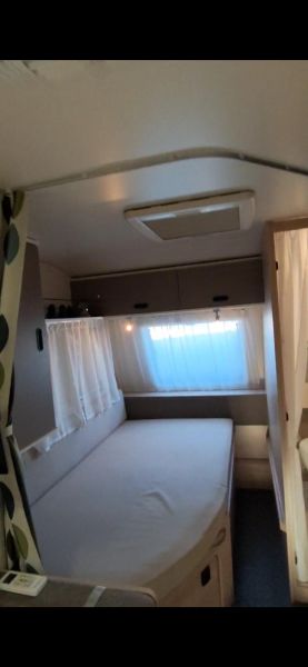 En venta Adria Aviva 472 PK Blanco 2018 Barcelona foto 13