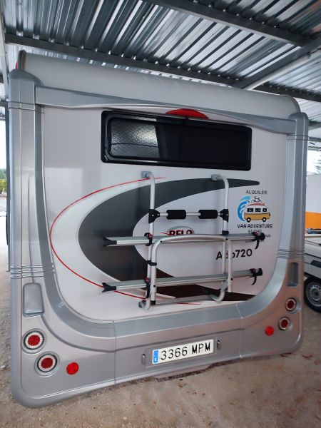 En venta Bela XSCAPE 690 CDA Blanco 2024 Alicante foto 2