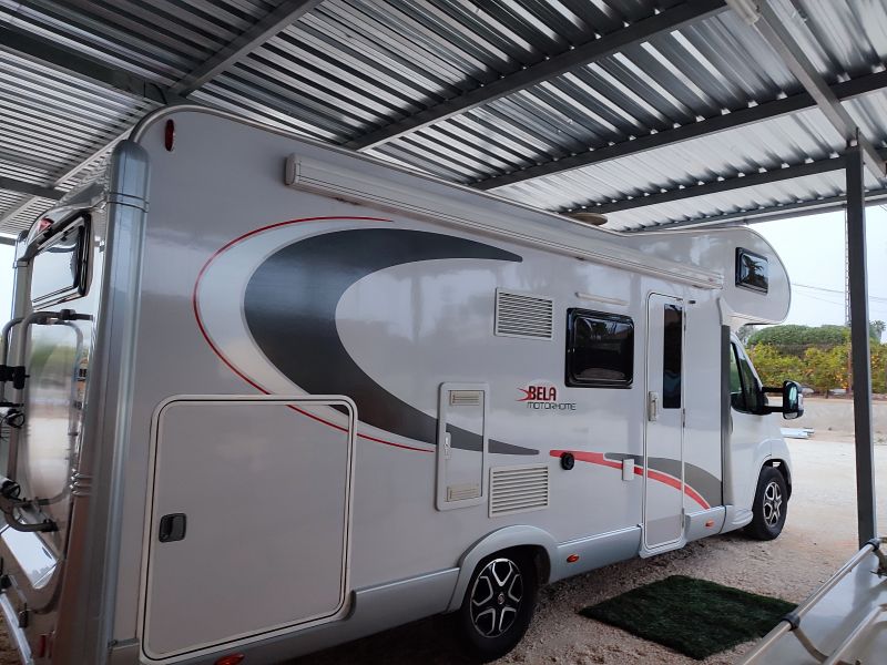 En venta Bela XSCAPE 690 CDA Blanco 2024 Alicante foto 11