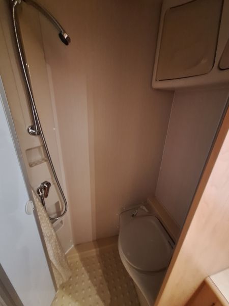 En venta Caravelair 546 con Mover y AA Blanco 2009 Toledo foto 9