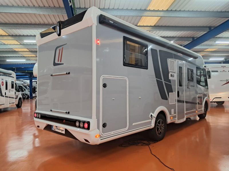 En venta Challenger Challenger Fiat 3048 Graphite Edition Integral Automatic Gris 2026 Barcelona foto 3