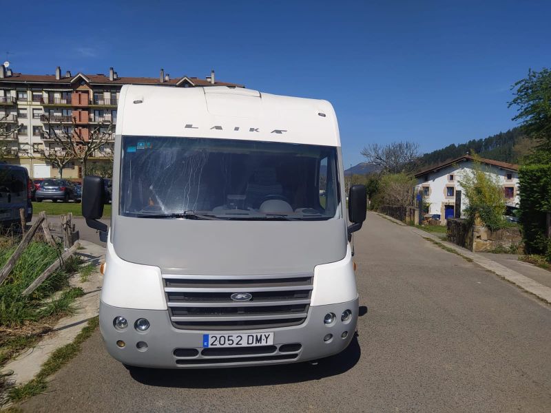 En venta Laika Ecovic H 600 Blanco 2005 Vizcaya foto 4